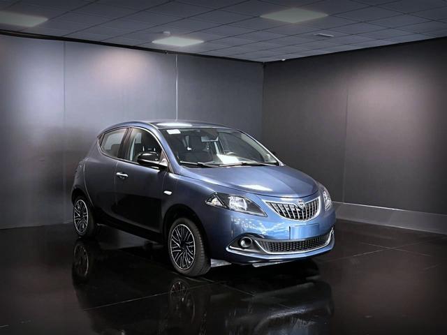 LANCIA Ypsilon 1.0 FireFly 5 porte S&S Hybrid Ecochic Gold Immagine 2