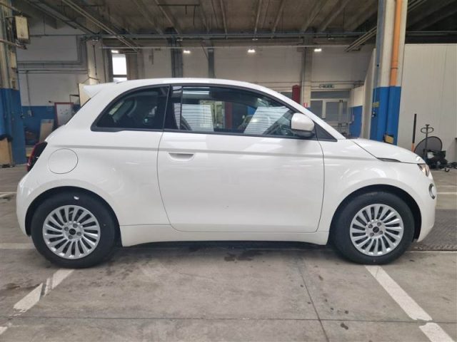 FIAT 500 Action Berlina 95CV ''KM ZERO'' Immagine 2