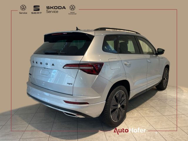 SKODA Karoq 2.0 TDI 4x4 DSG SportLine Matrix GANCIO Pelle Navi Immagine 2