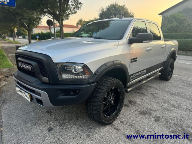 DODGE RAM 1500 5.7 V8 Immagine 0