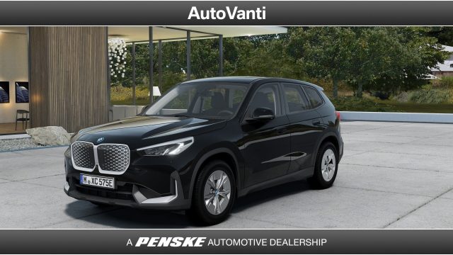 BMW iX1 eDrive 20 Msport Pro Immagine 0