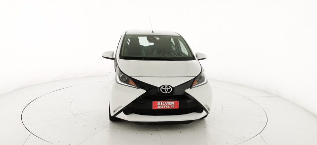 TOYOTA Aygo 1.0 VVT-i 69 CV 5p x-cool TSS - OK NEOPATENTATO Immagine 1