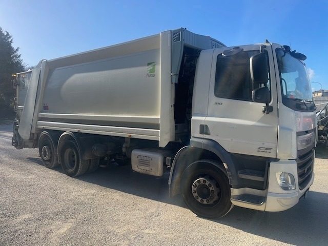 DAF CF 75.310 COMPATTATORE A CARICO POST. ANNO 2016 Immagine 3