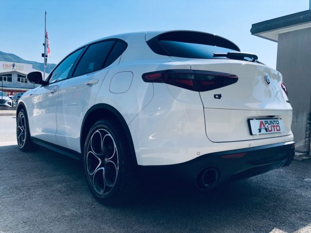 ALFA ROMEO Stelvio 2.2 Turbodiesel 190 CV AT8 Q4 Sprint Immagine 4