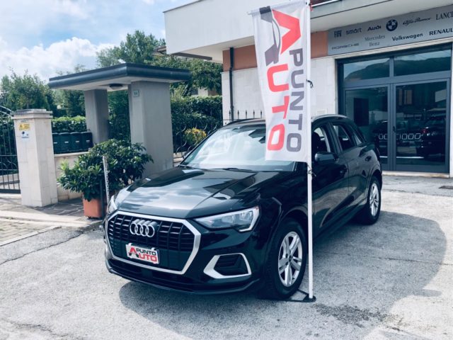 AUDI Q3 35 TDI S tronic Business Immagine 4