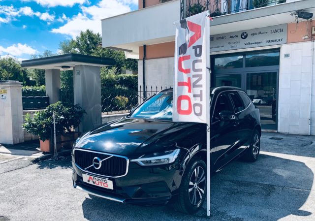 VOLVO XC60 B4 (d) AWD Geartronic Business Plus Immagine 4