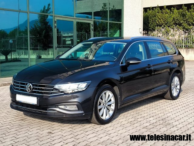 VOLKSWAGEN Passat Variant 1.6 TDI SCR DSG Business BMT Immagine 1