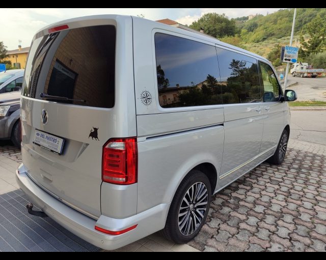 VOLKSWAGEN Multivan 2.0 TDI 150CV DSG Highline Immagine 4