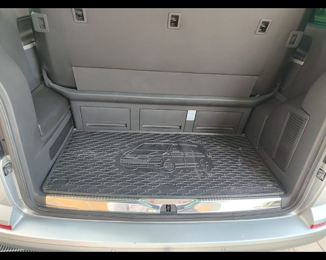 VOLKSWAGEN MULTIVAN 2.0 TDI 150CV DSG HIGHLINE - foto 22
