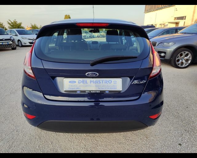 FORD Fiesta 1.5 TDCi 75CV 5 porte Immagine 3