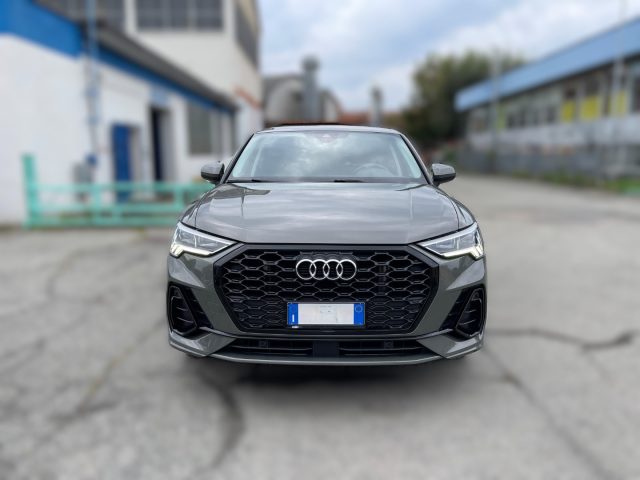 AUDI Q3 SPB 45 TFSI e S tronic S line edition Immagine 1