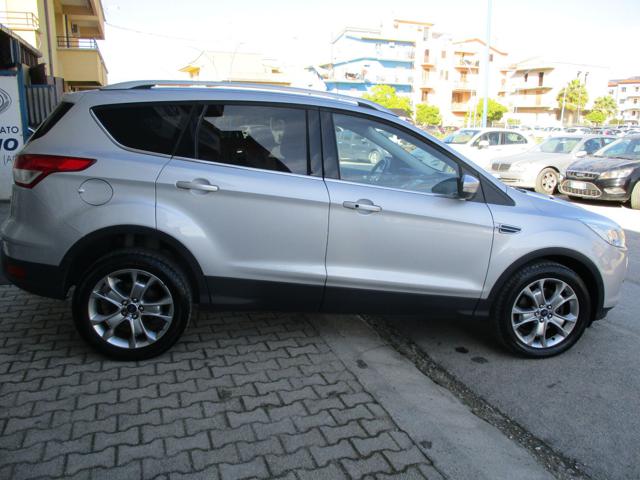 FORD Kuga 2.0 TDCI 163 CV 4WD Titanium Immagine 4