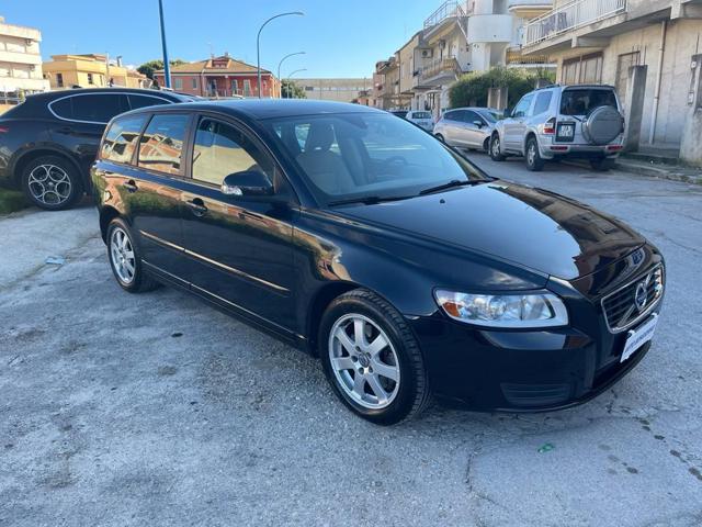 VOLVO V50 D3 POLAR Immagine 1