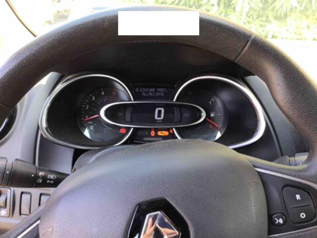 RENAULT Clio dCi 8V 75 CV 5 porte Moschino Zen Immagine 2