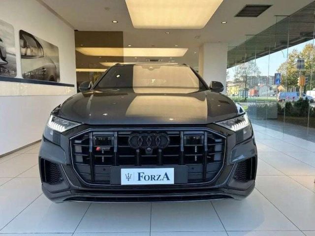 AUDI SQ8 TFSI quattro tiptronic Immagine 1