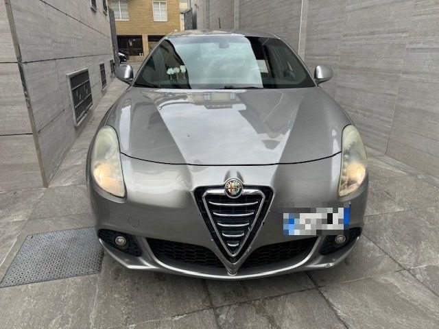 ALFA ROMEO Giulietta 1.4 Turbo MultiAir TCT LEGGERMENTE GRANDINATA Immagine 1