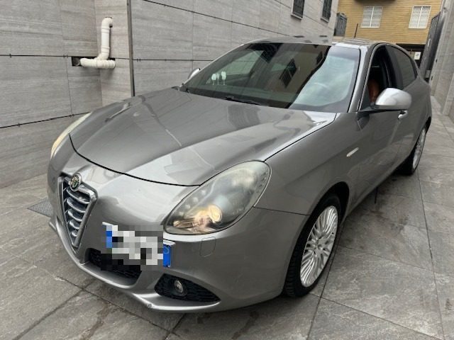 ALFA ROMEO Giulietta 1.4 Turbo MultiAir TCT LEGGERMENTE GRANDINATA Immagine 0