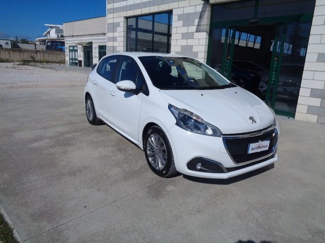 PEUGEOT 208 BlueHDi 75 5 porte Allure Immagine 3