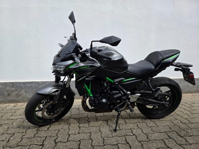 KAWASAKI Z 650 EURO 5 ABS Immagine 2