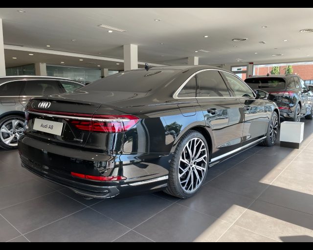 AUDI A8 50 TDI QUATTRO TIPTRONIC Immagine 1