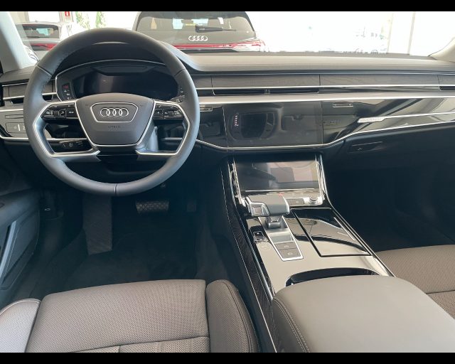 AUDI A8 50 TDI QUATTRO TIPTRONIC Immagine 2