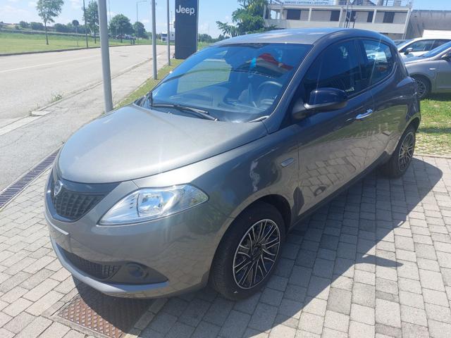 LANCIA Ypsilon 1.0 FireFly 5 porte S&S Hybrid Oro Immagine 4