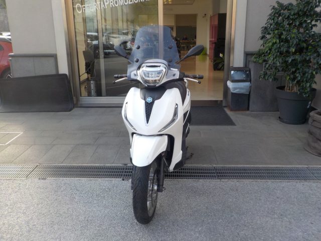 PIAGGIO Beverly 300 i.e. ANNO 2021 Immagine 0