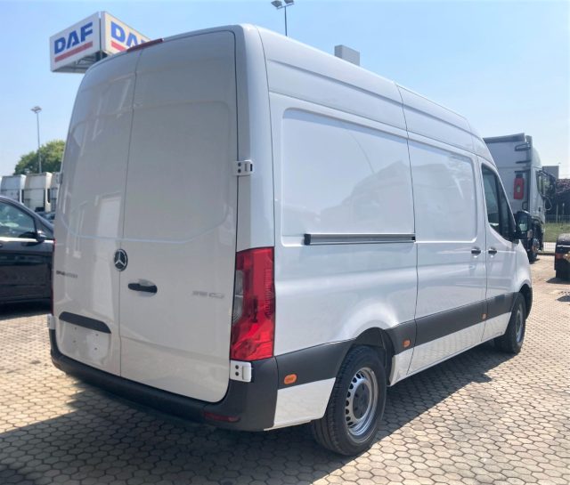 MERCEDES-BENZ Sprinter 315 F 37/35 Immagine 3