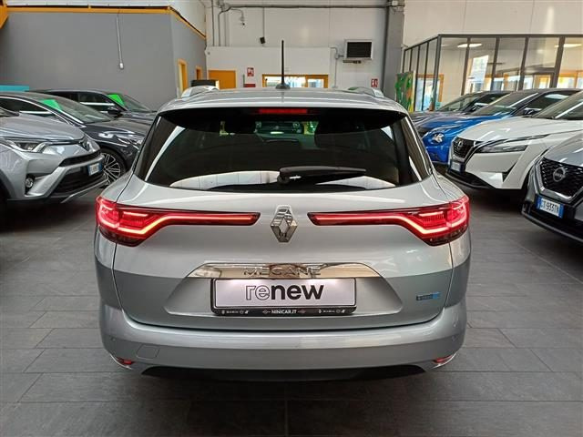 RENAULT Megane Sporter 1.6 E TECH Plug in Hybrid Business Immagine 3