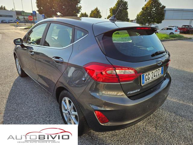 FORD Fiesta 1.0 Ecoboost Hybrid 125 CV 5 porte Titanium Immagine 3