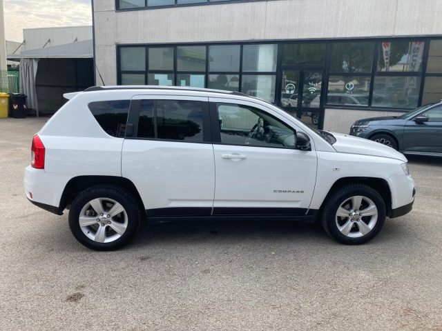 JEEP Compass RECANATI-2.2 CRD Limited 4WD GANCIO TRAINO Immagine 3