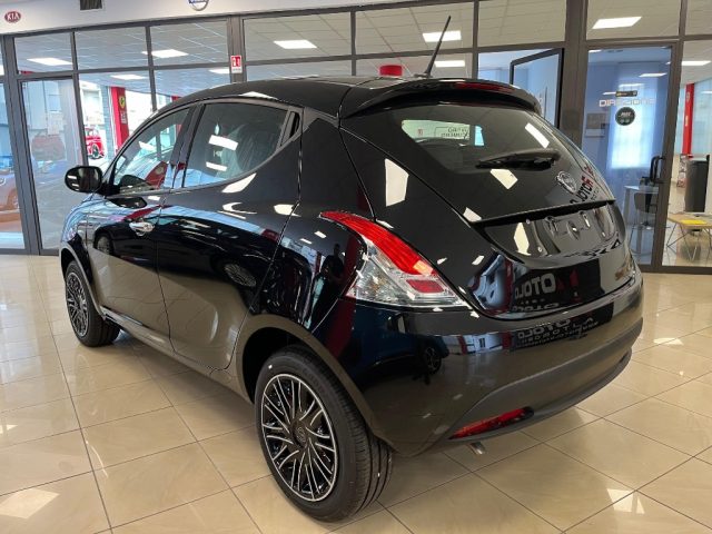 LANCIA Ypsilon 1.0 FireFly 5 porte S&S Hybrid Oro Immagine 3