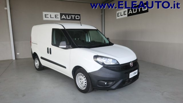 FIAT Doblo Doblò 1.6 MJT 105CV Lounge 3 Posti Immagine 0