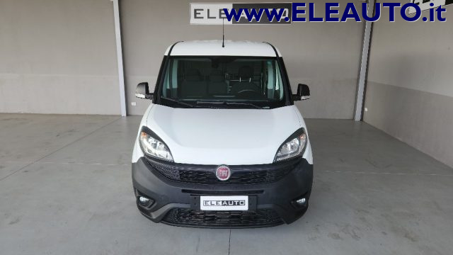 FIAT Doblo Doblò 1.6 MJT 105CV Lounge 3 Posti Immagine 1