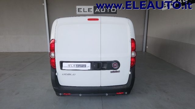 FIAT Doblo Doblò 1.6 MJT 105CV Lounge 3 Posti Immagine 4