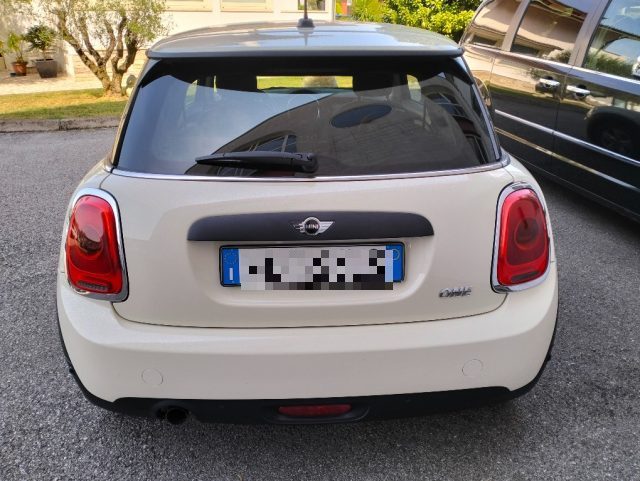 MINI One 1.2 One 75 CV Neopatentati Immagine 3