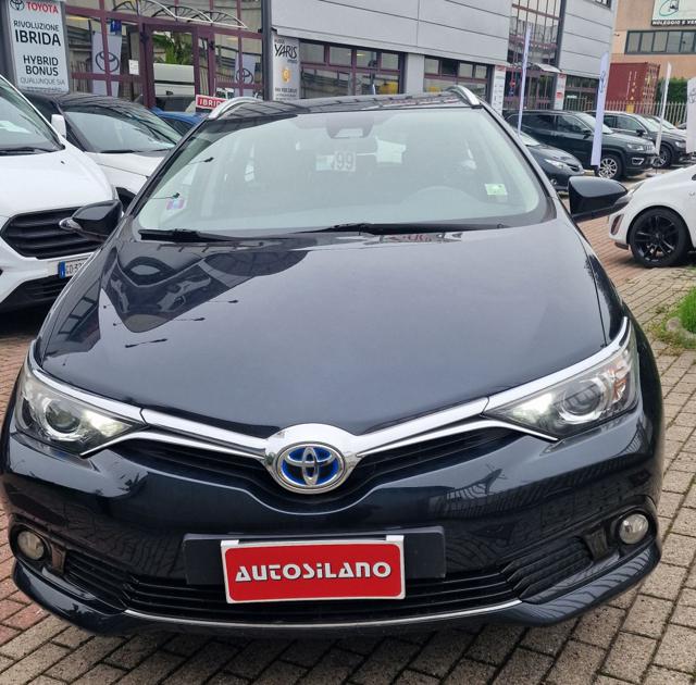 TOYOTA Auris Touring Sports 1.8 Hybrid Active Immagine 2