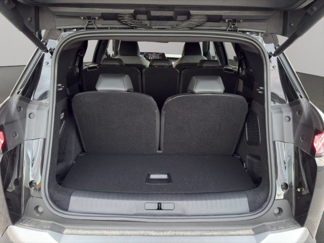 PEUGEOT 5008 NUOVO HYBRID 145 E-DCS6 GT - foto 23