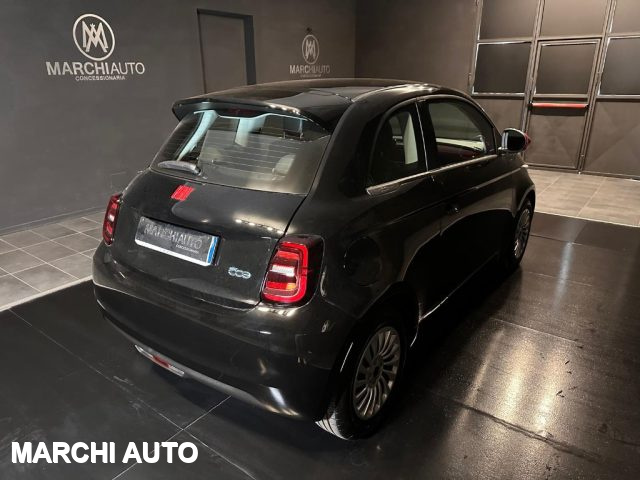 FIAT 500e Red Berlina 23,65 kWh Immagine 4