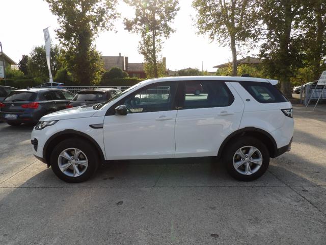 LAND ROVER Discovery Sport 2.0 TD4 150 CV Pure Immagine 1