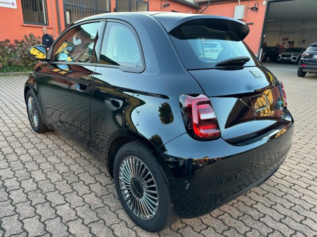 FIAT 500e Icon Berlina 95CV Immagine 3