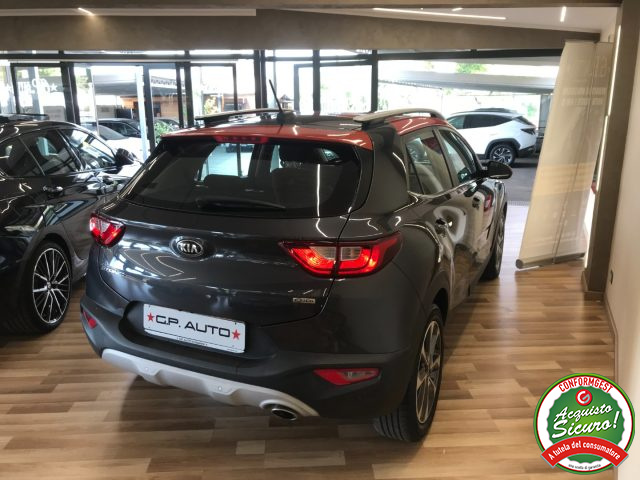 KIA Stonic 1.6 CRDi 110 CV Style Immagine 3