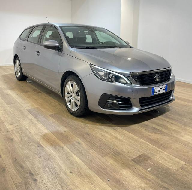 PEUGEOT 308 BlueHDi 130 S&S SW Active Immagine 1