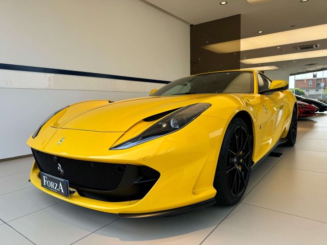 FERRARI 812 812 Superfast Immagine 0