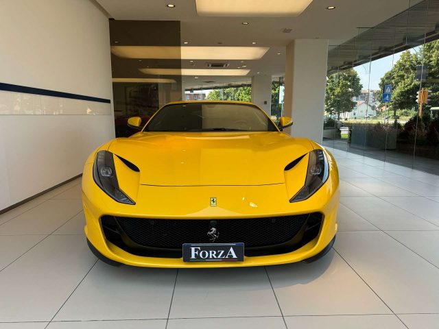 FERRARI 812 812 Superfast Immagine 1