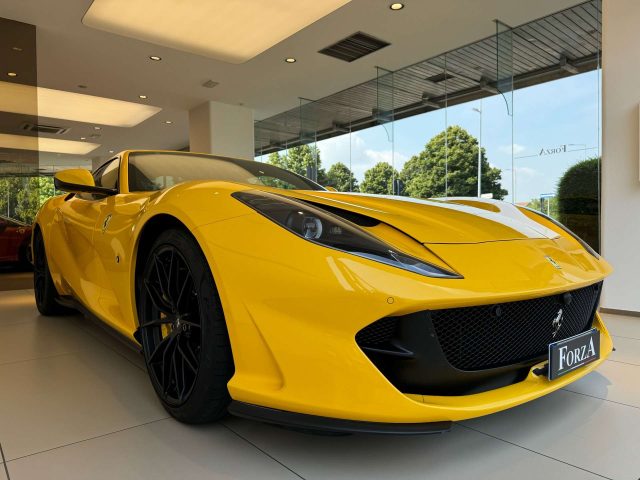 FERRARI 812 812 Superfast Immagine 2