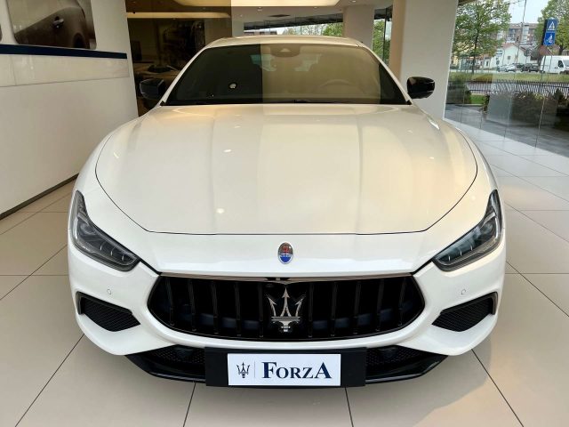 MASERATI Ghibli 2.0 Hybrid mhev GranSport 330cv auto Immagine 1