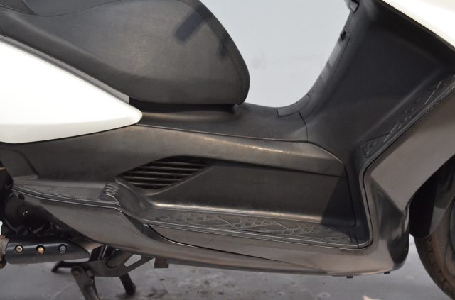 KYMCO Downtown 300i ABS 2010 Immagine 2