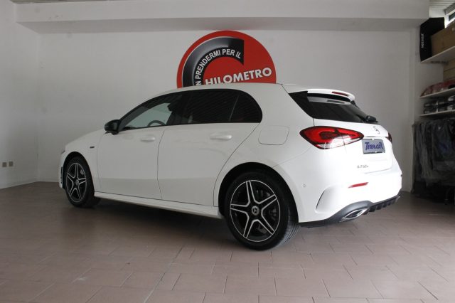 MERCEDES-BENZ A 250 Classe A 250e Automatic EQ-Power Premium Immagine 2