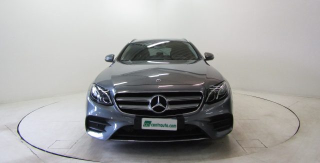 MERCEDES-BENZ E 220 d 2.0D S.W. Aut. Sport * PELLE * Immagine 1